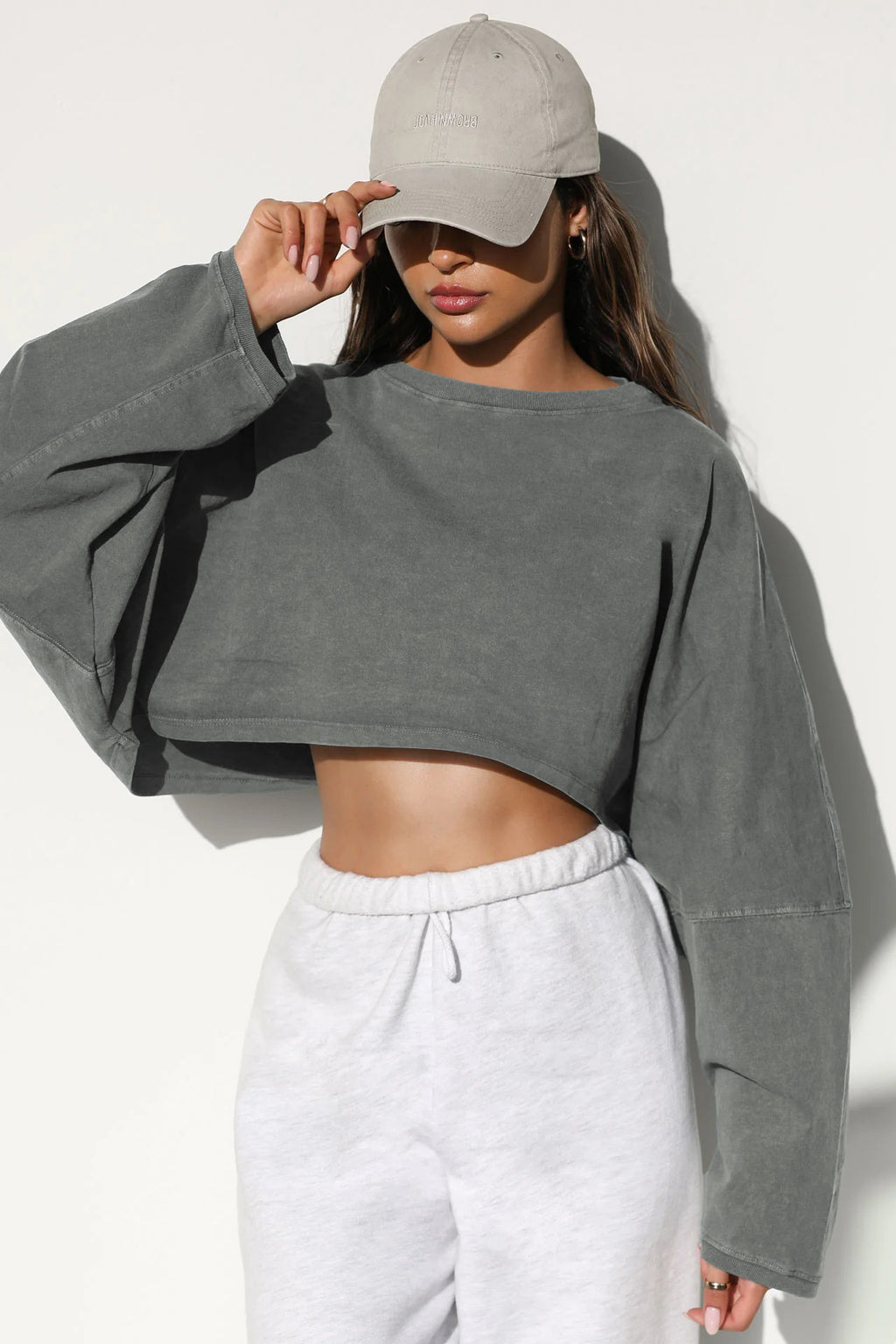 Umbilical round neck sweatshirt, European and American women's short sports base shirt, T-shirt, knitted shirt, long sleeved top